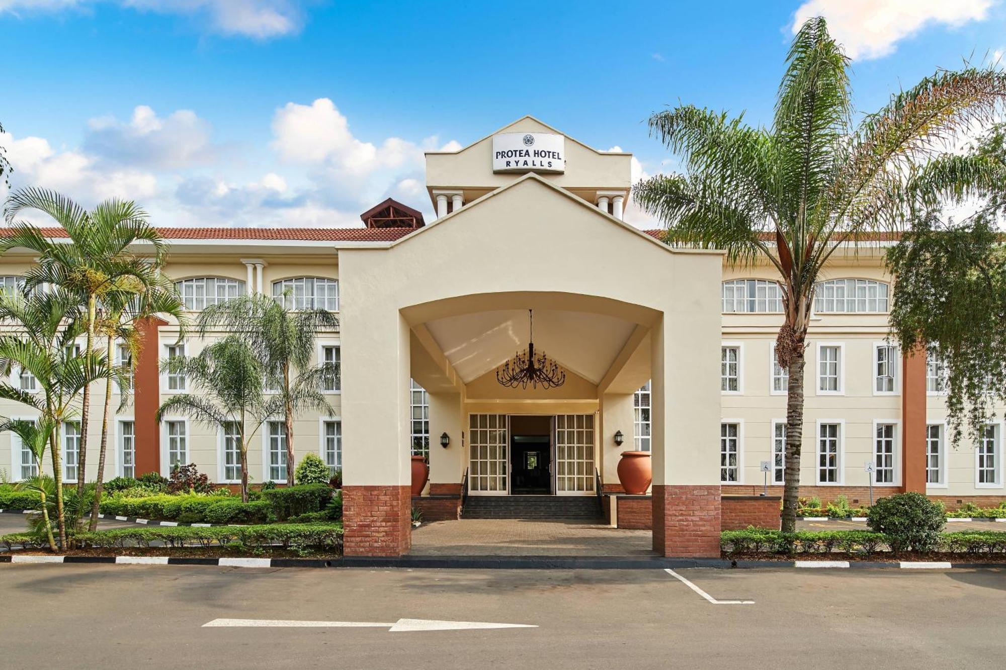 Protea Hotel By Marriott Blantyre Ryalls Exterior photo